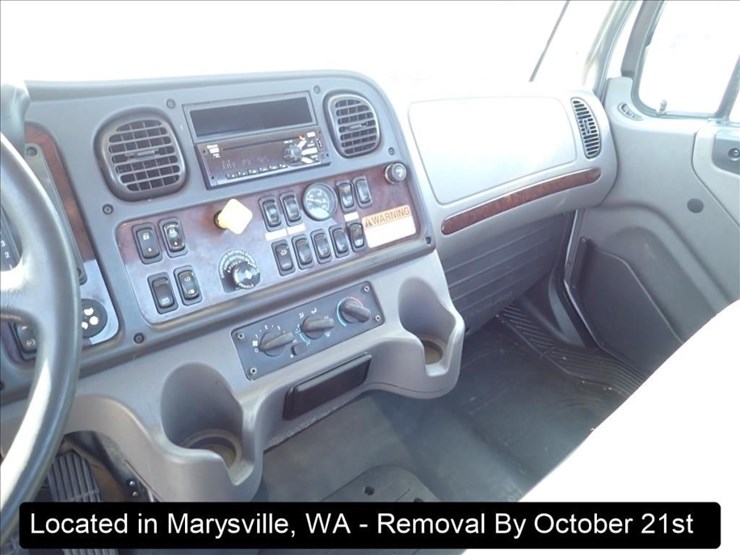 2019-freightliner-m2-image-20