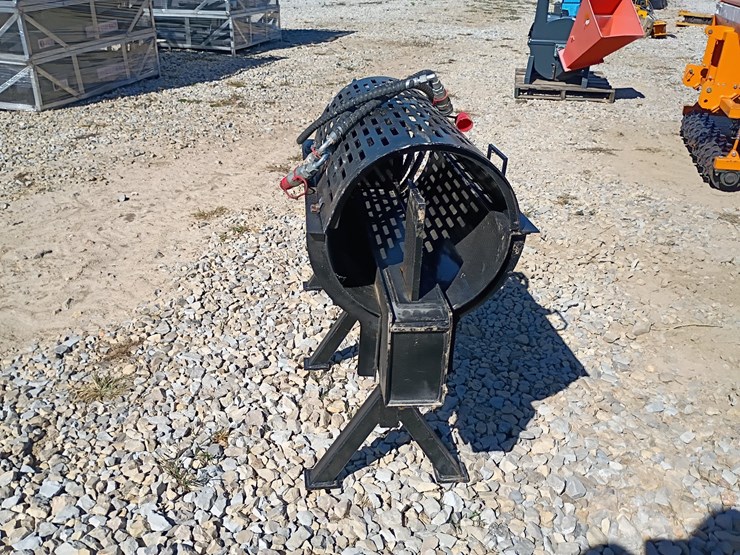 #27045-•-giyi-wood-splitter-mini-skid-steer-attachment-[damaged]-image-7