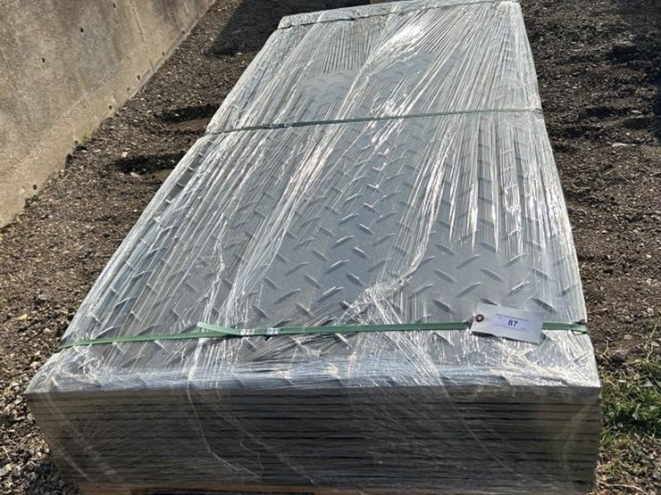 #87-•-(15)-ground-protection-mats---4'-x-8'-x-0.5"-image-2