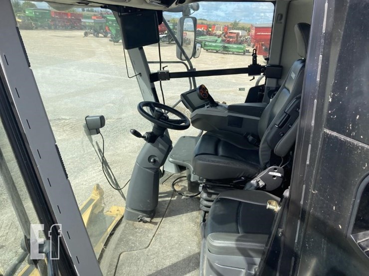 2015-claas-lexion-740-image-10