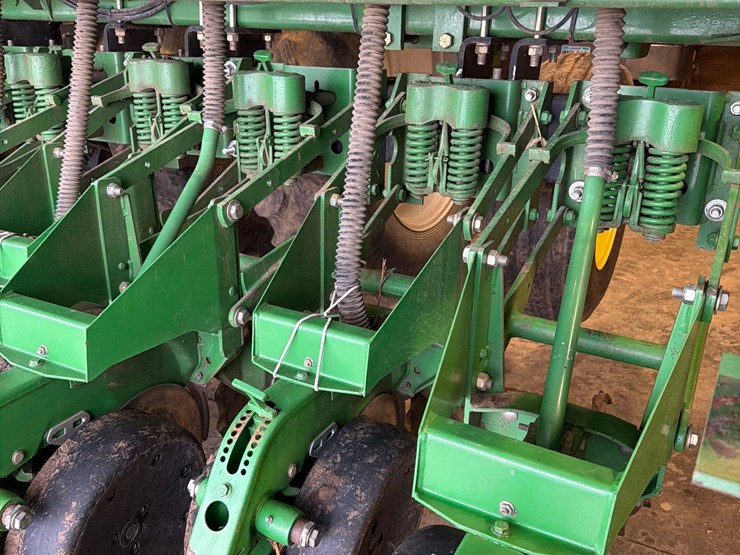1991-john-deere-1530-image-17