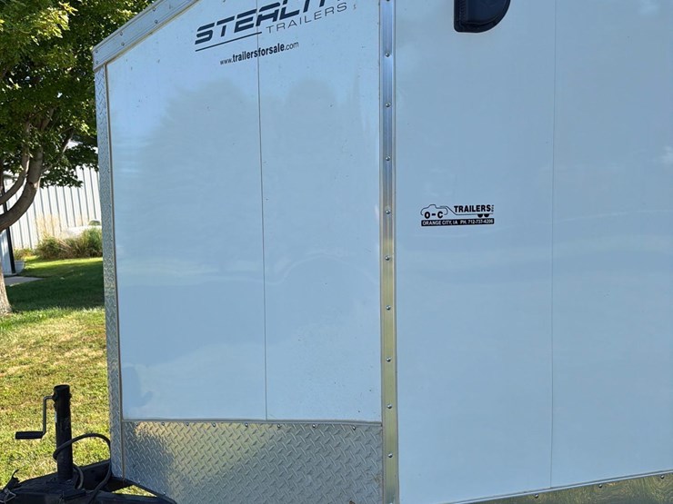 2011-stealth-14ft-enclosed-bumper-hitch-trailer--1-owner-image-15
