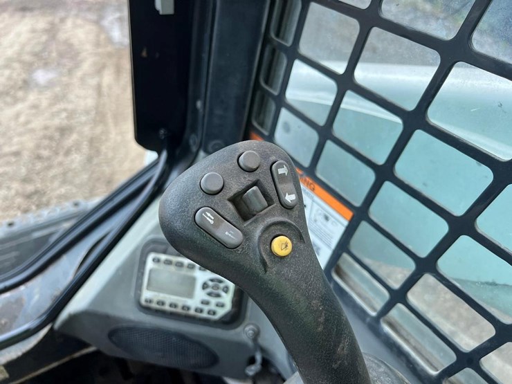 bobcat-t770-image-19