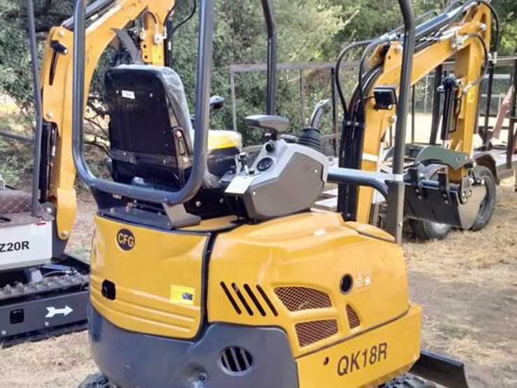 #15-•-cfg-mini-excavator---qk18r-image-4