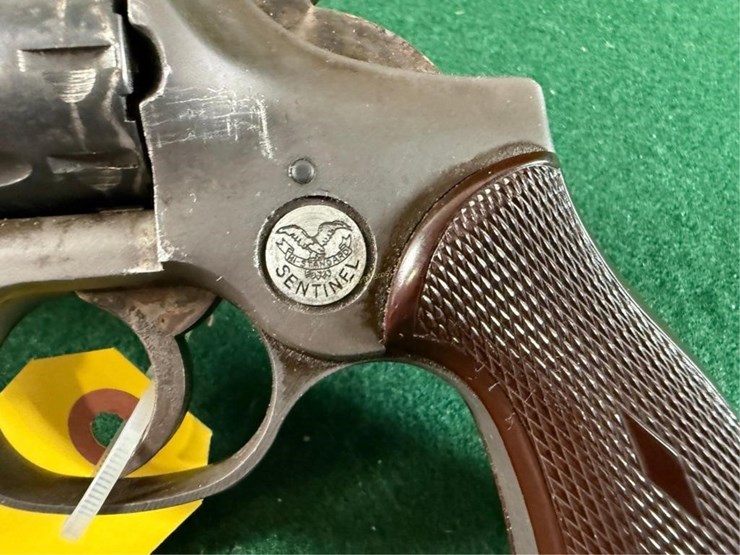 hi-standard-mdl.r-101-sentinel-22cal-revolver-image-11