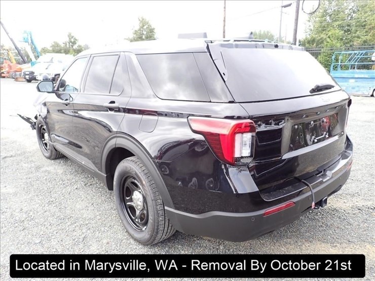 2025-ford-explorer-image-10