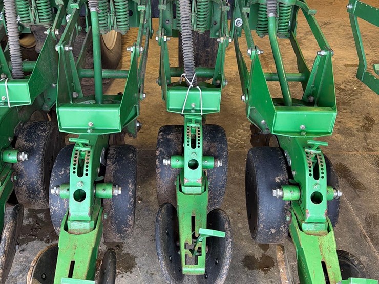 1991-john-deere-1530-image-16
