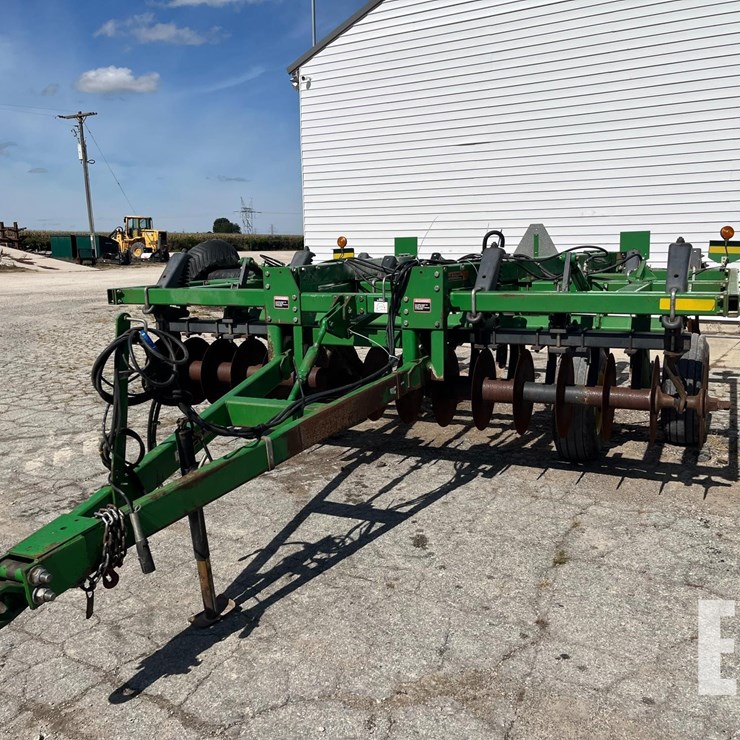 2006 JOHN DEERE 714