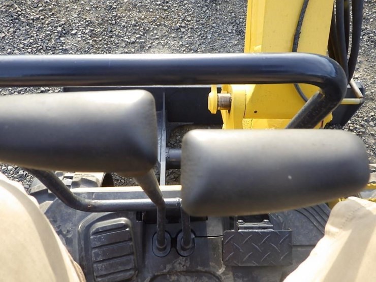 komatsu-pc35mr-1-image-34