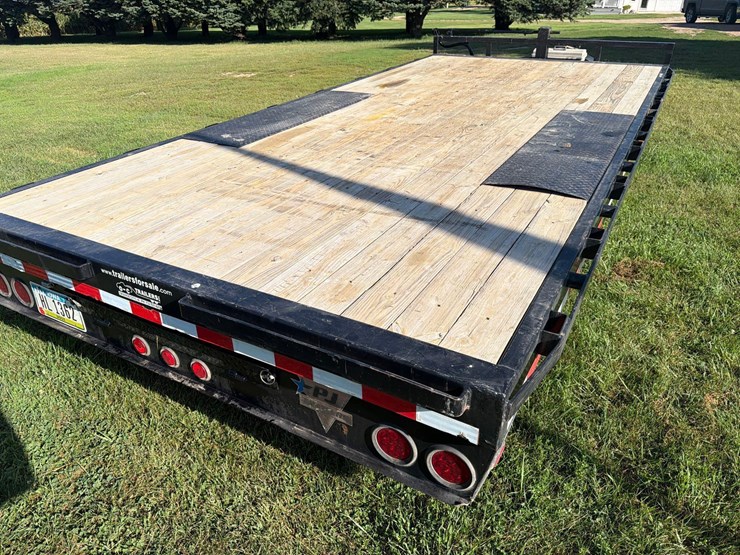 2010-pj-flatbed-image-12