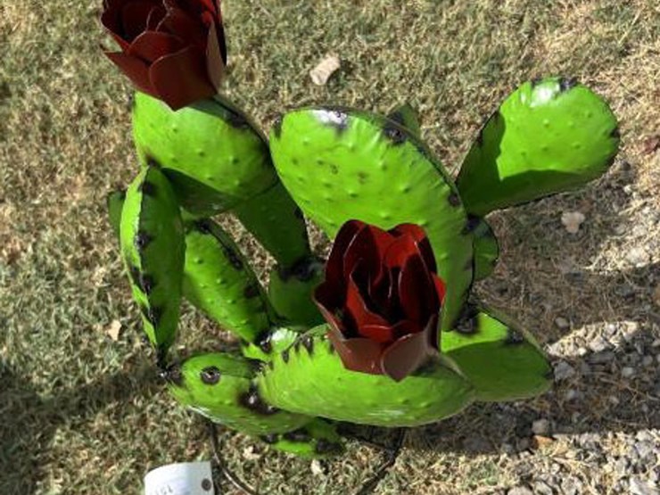 #151-•-metal-art---medium-cactus-w/red-flowers-image-2