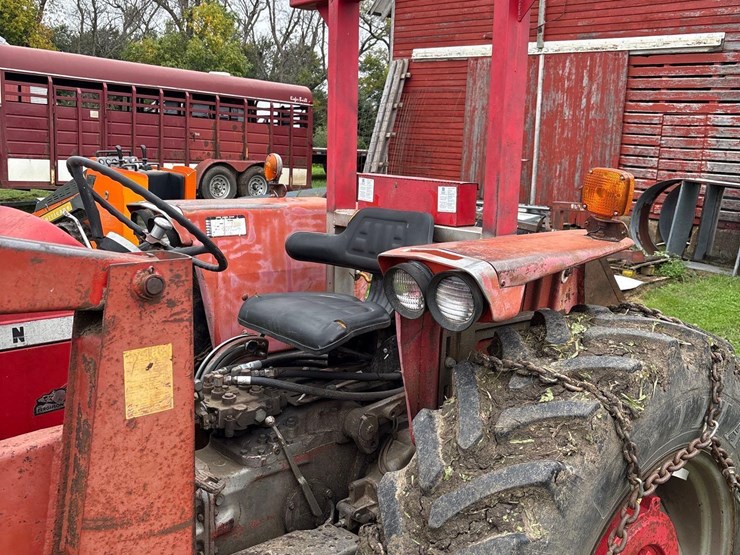massey-ferguson-165-image-7