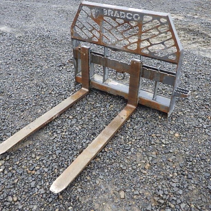 2022 Paladin Skid Steer Forks