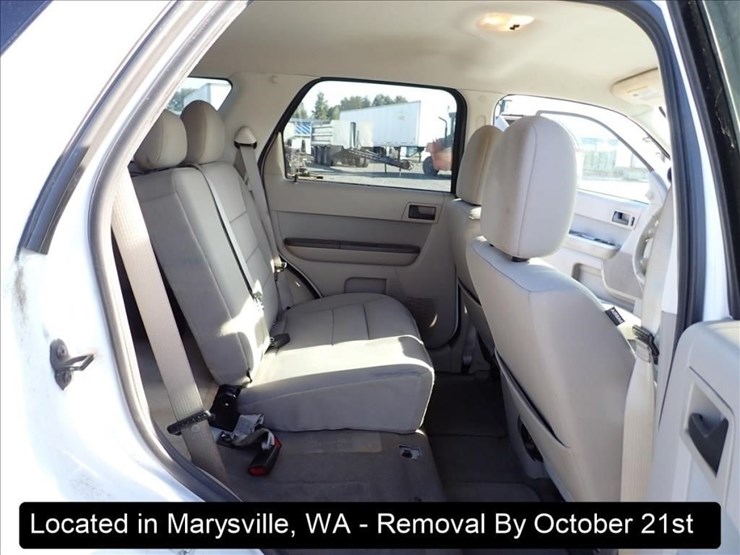 2012-ford-escape-image-27