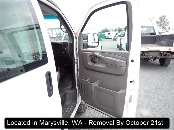 2009-chevrolet-express-2500-image-17