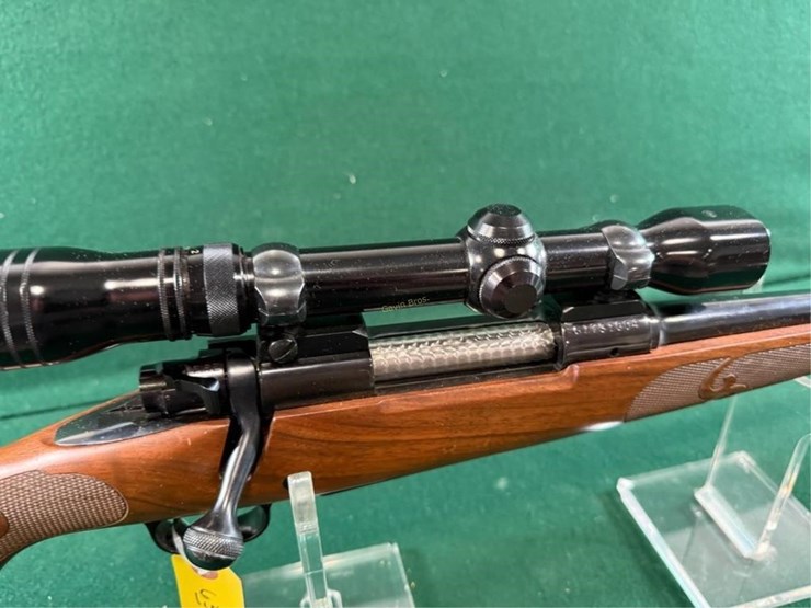 winchester-mdl.70-xtr-featherweight-30-06-rifle-image-8