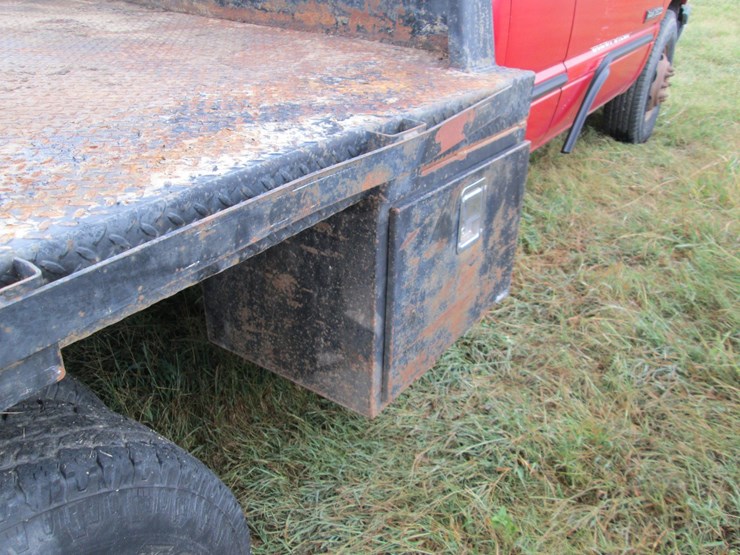 2002-dodge-3500-image-11