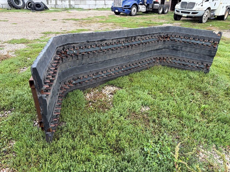 10ft-5”-skidloader-quick-tach-tire-scraper-image-1