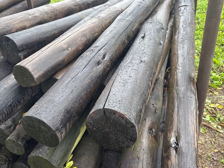 wood-post-and-stand-image-9