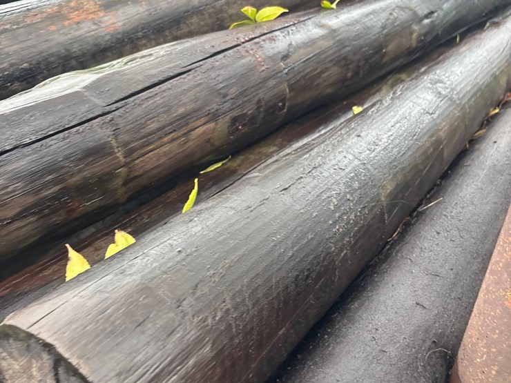 wood-post-and-stand-image-6