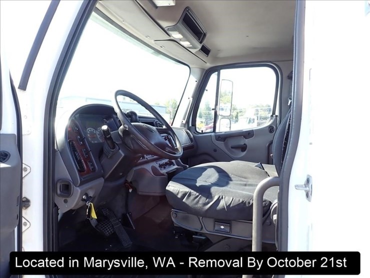 2019-freightliner-m2-image-19