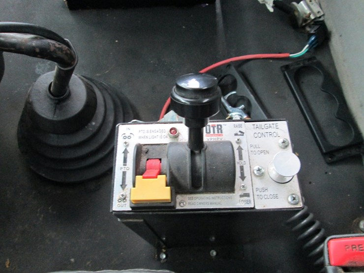 2011-international-prostar-image-31