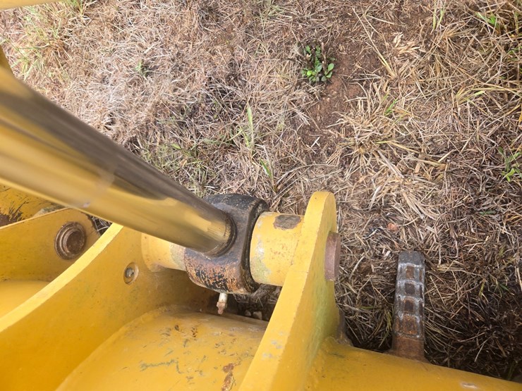 caterpillar-420f-image-109