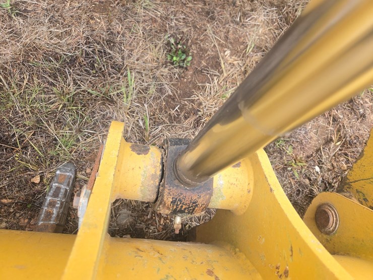 caterpillar-420f-image-102