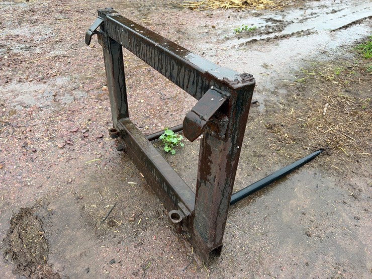 miller-2-prong-bale-spear-image-6