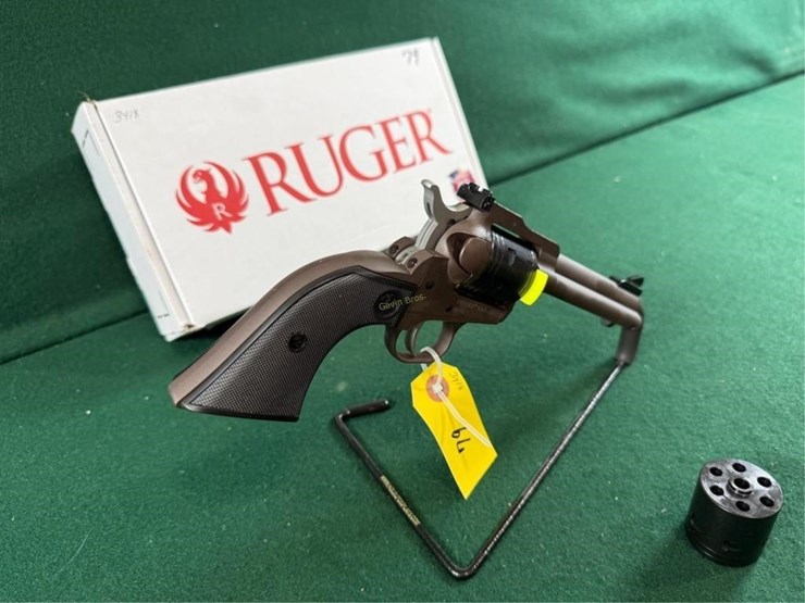 nib-ruger-super-wrangler-250th-22cal-revolver-image-4