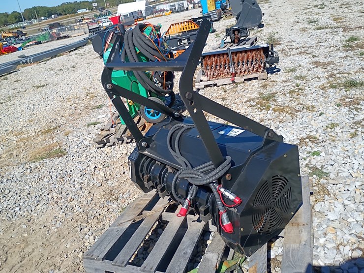 #27027-•-giyi-mulcher-mini-skid-steer-attachment-image-2
