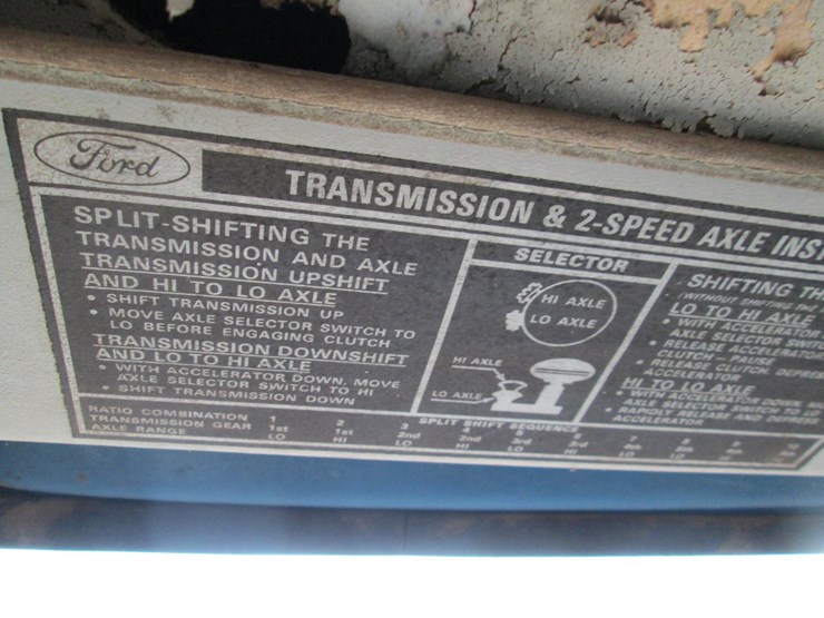 1974-ford-f750-image-30