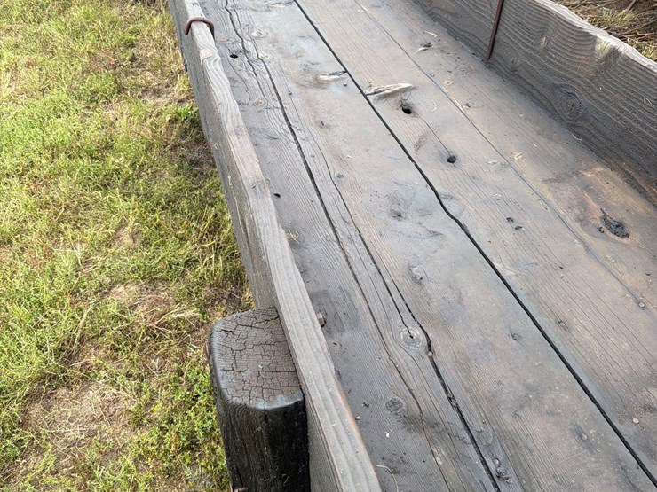 doon-saw-mill-3ft-x-20ft-wood-feed-bunk-image-7