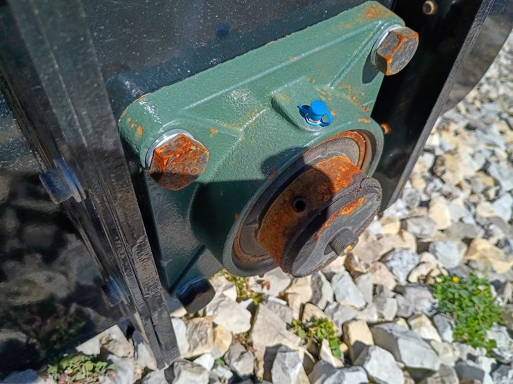 #27020-•-giyi-power-rake-skid-steer-attachment-image-17