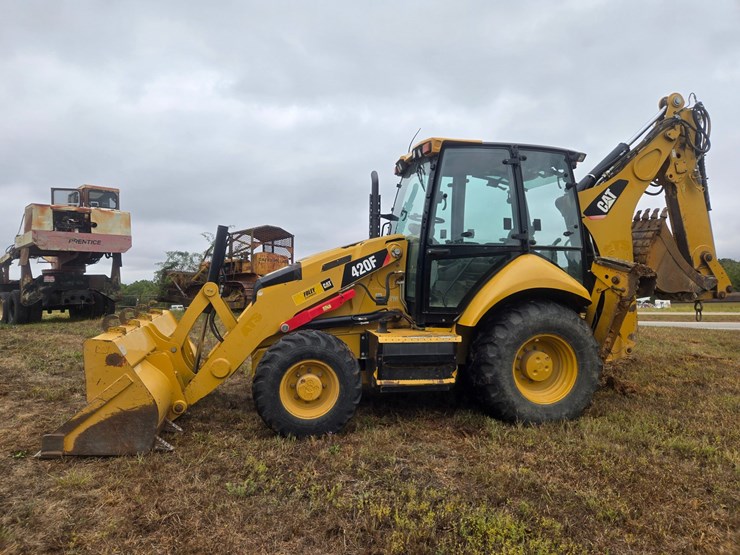 caterpillar-420f-image-5