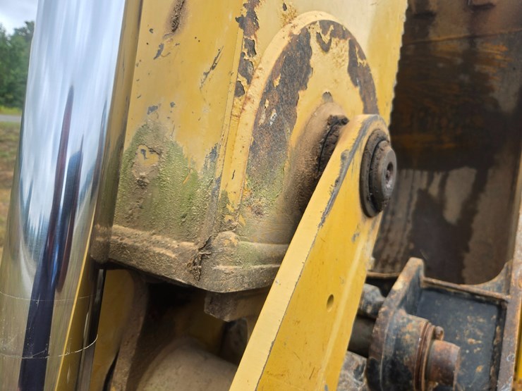 caterpillar-420f-image-71
