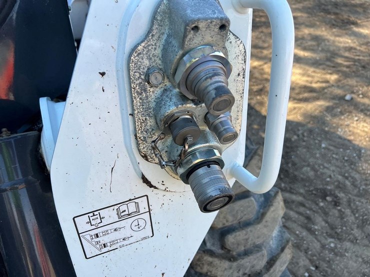 bobcat-s590-image-12