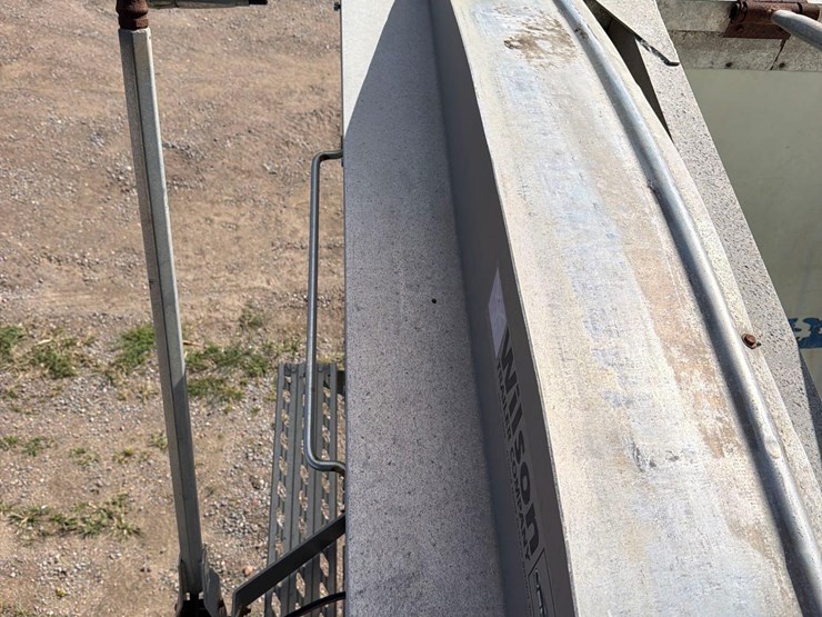 2011-wilson-46ft-fixed-tri-axle-live-bottom-semi-belt-trailer--1-owner--very-clean-trailer-image-62