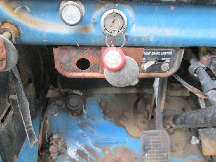 1974-ford-f750-image-29