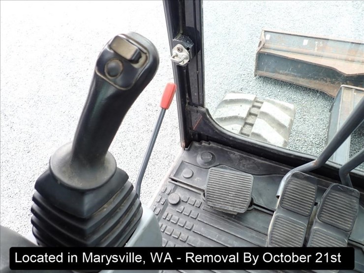 2015-kubota-kx080-4-image-10