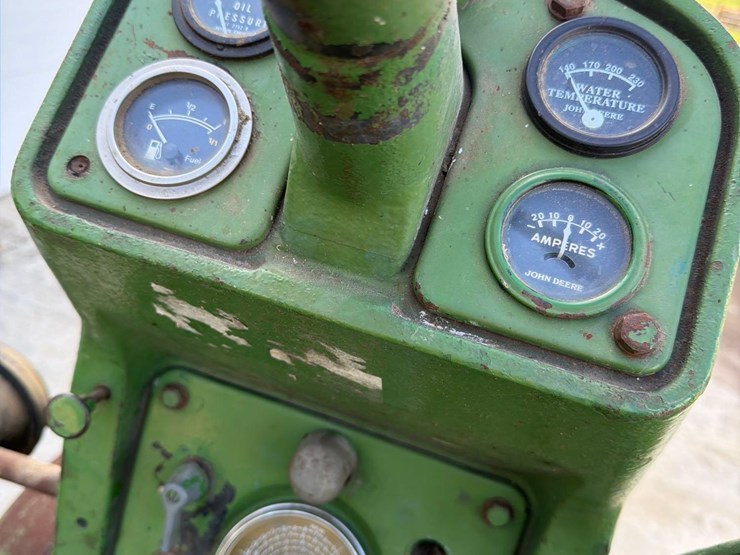 john-deere-630-image-26