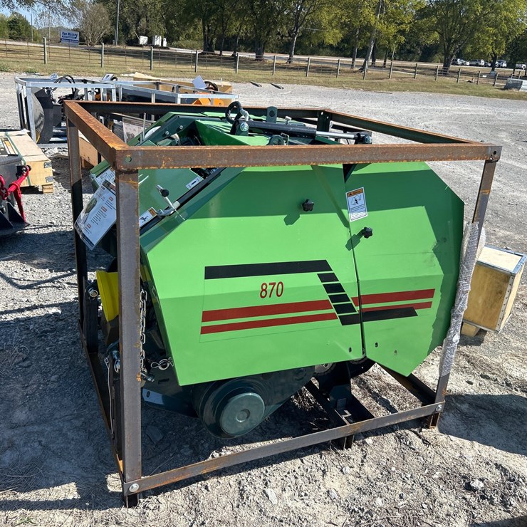 #30 • LANDHONOR 870 MINI ROUND BALER