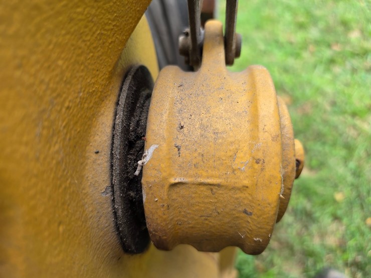 2016-deere-410l-image-87