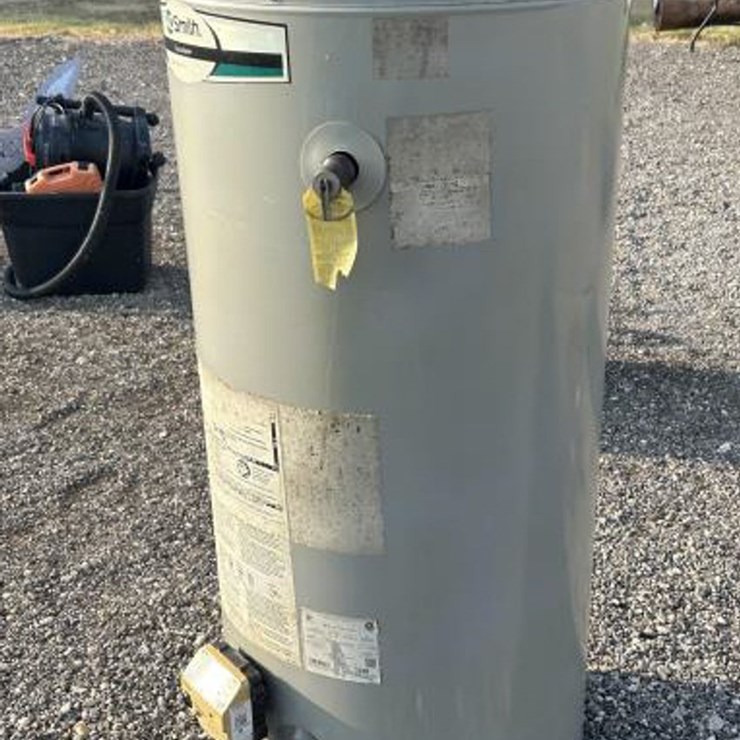 #57 • AO Smith Signature 40 Gallon Water Heater - USED