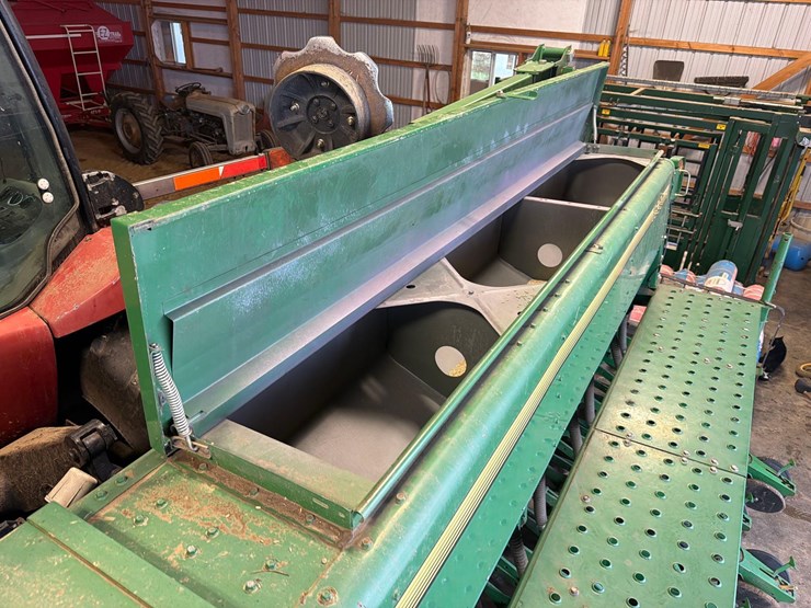 1991-john-deere-1530-image-56