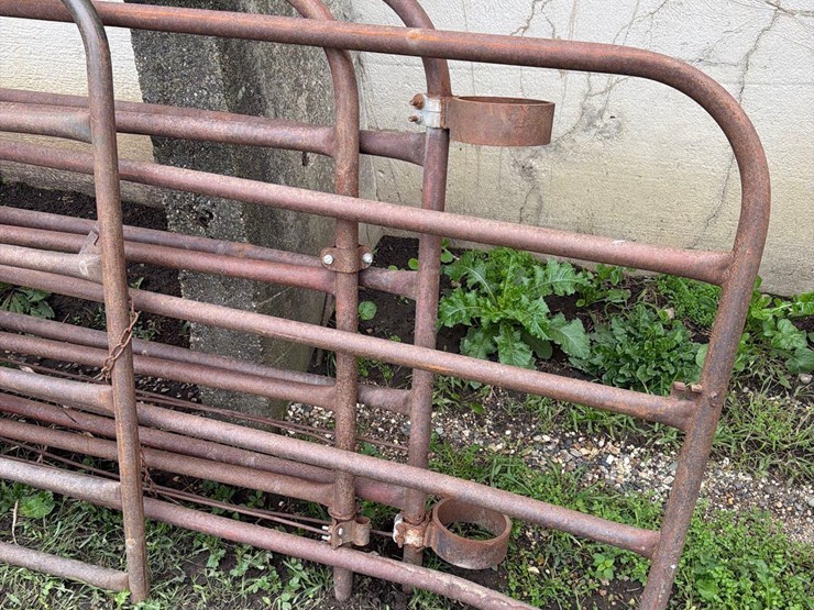 4-gates-image-4