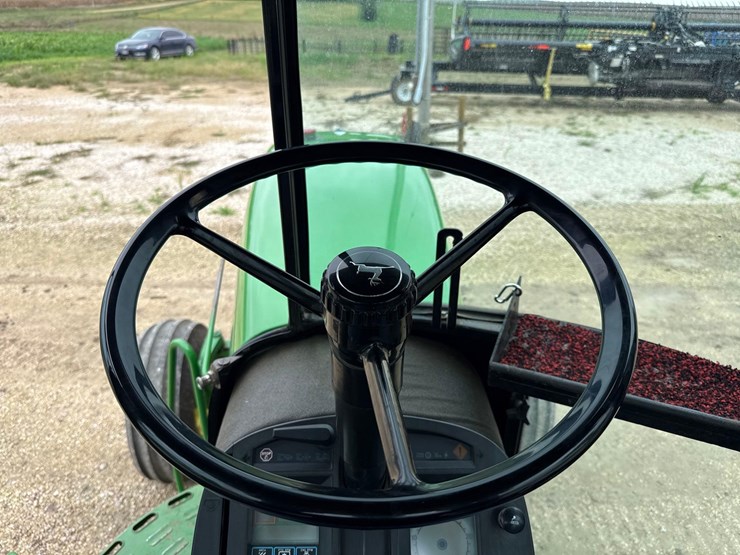 1994-john-deere-4560-image-67