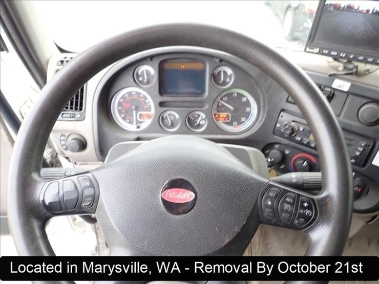 2013-peterbilt-220-image-20