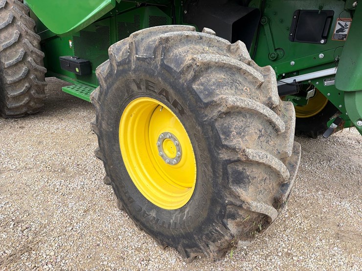 2018-john-deere-s770-image-10