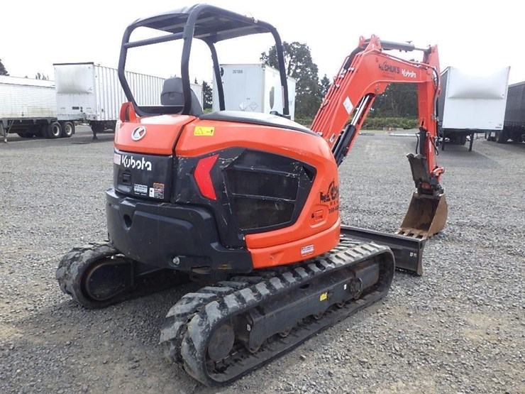 kubota-u55-5-image-5